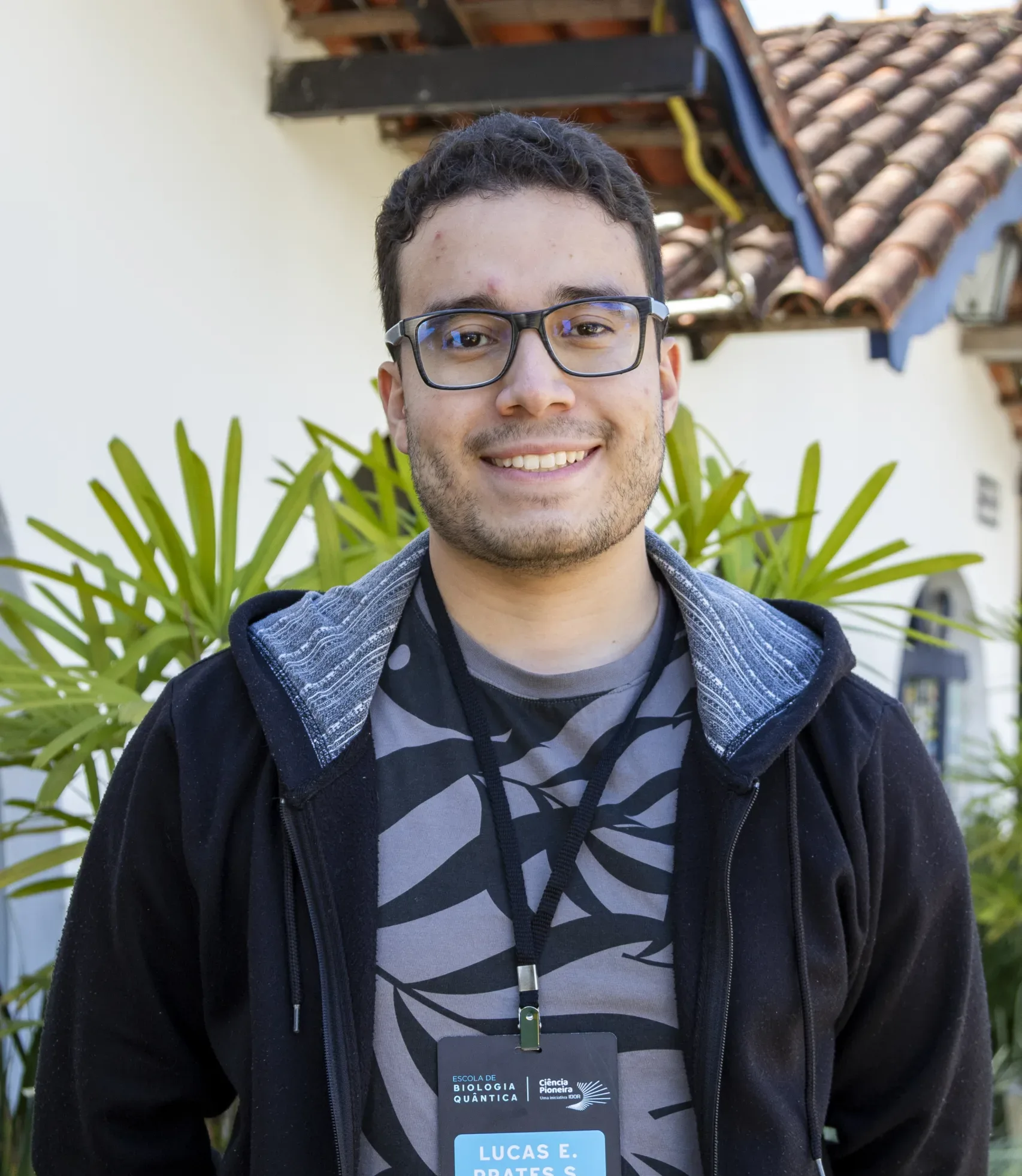 Lucas E. Prates S.
