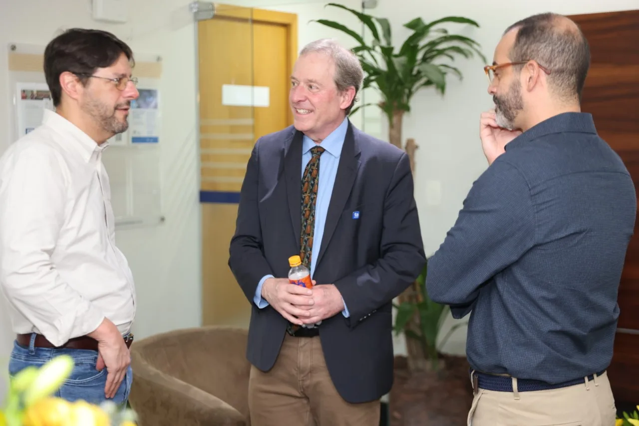 Recepção à Universidade Stanford - Visita do virologista Jeffrey Glenn